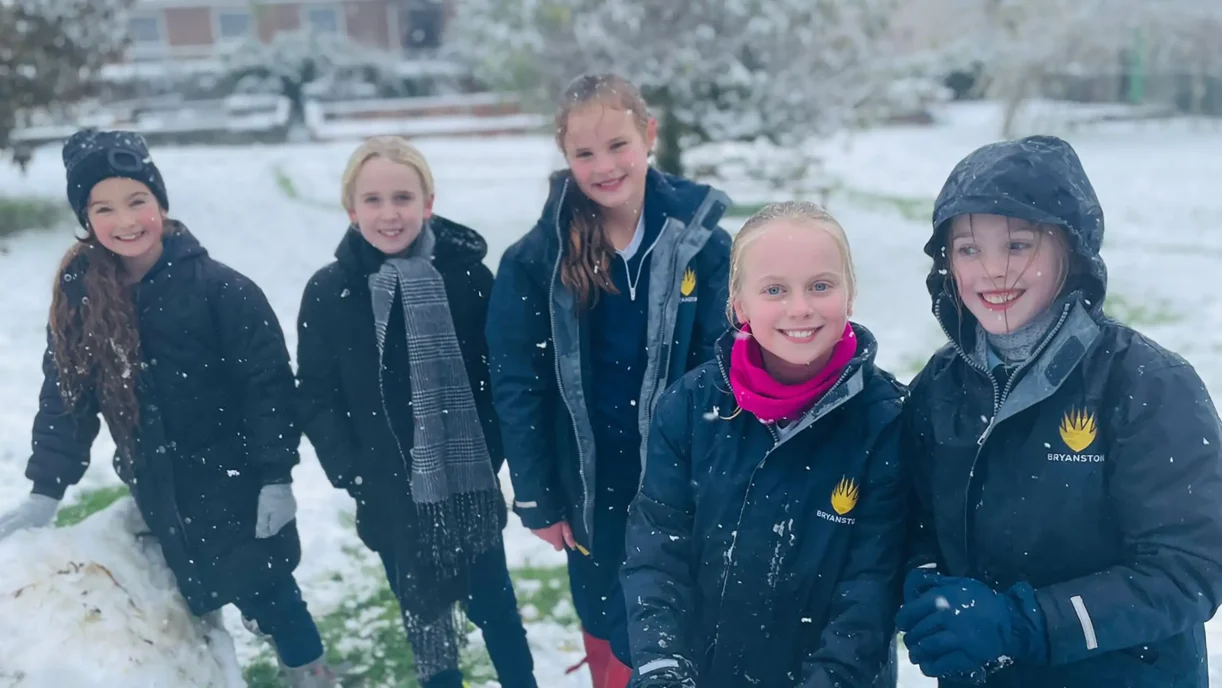 Prep pupils playing in snow